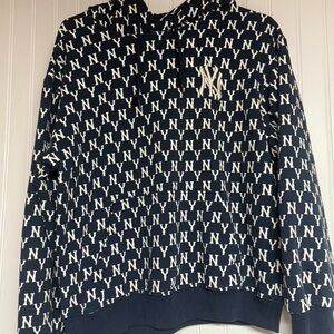 MLB Men's Navy NY Yankees hoodie